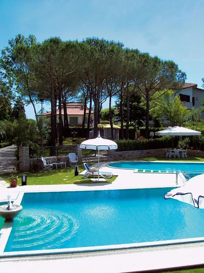Villa Rossana Cenaia 0*,