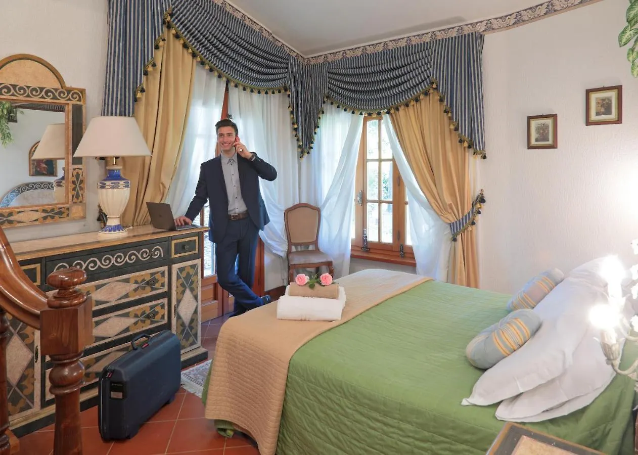 Villa Rossana Cenaia 0*,